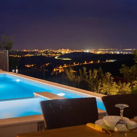 Villa Nava Žrnovnica
