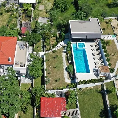 Villa Nava *