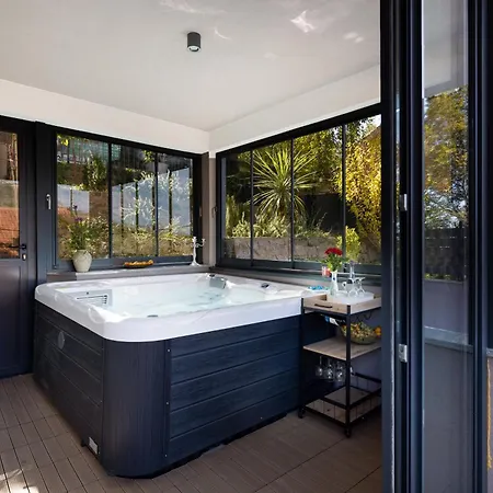 Nava Vila Žrnovnica